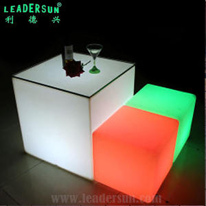 Chaise cube lumineuse <span class=keywords><strong>LED</strong></span> RGB 40 cm, étanche, télécommande, lampe de sol moderne pour extérieur, chambre à coucher, patio, décoration de fête - Product Image 2
