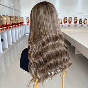 Nueva Llegada, Cabello Virgen Ruso con Mechas <span class=keywords><strong>Balayage</strong></span> Marrón Ceniza <span class=keywords><strong>Claro</strong></span>, Ondulado Suelto, 150% de Densidad, Encaje Transparente, Peluca Frontal de Encaje 360 - Product Image 3