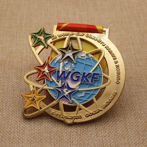 Regali Souvenir medaglia di Karate tagliata con <span class=keywords><strong>smalto</strong></span> morbido oro <span class=keywords><strong>lucido</strong></span> con stelle personalizzate - Product Image 5