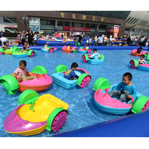 Botes de Pedales Pequeños para Niños, Económicos, de Plástico, para Parques de Aventuras, con Diferentes Tamaños - Product Image 1