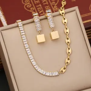 2023 Nieuwe Roestvrijstalen Witte Zirkoon Sieraden Set 18K Vergulde Ketting Oorbellen Armband Set Vrouwen