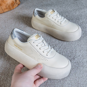 Zapatillas <span class=keywords><strong>Blancas</strong></span> de Mujer Antideslizantes con <span class=keywords><strong>Plataforma</strong></span> Gruesa y Punta Ancha, de Cuero Genuino, Transpirables, Ligeras, con Suela Suave y Diseño de Estrella, Novedad de Primavera - Product Image 2