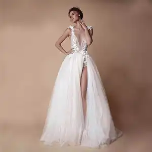 Vestido de casamento elegante, sensual, branco, costas nuas, renda, sereia, festa, manhã