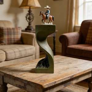 Piedistallo in Resina Intrecciata con Dettaglio Radice - Finitura Verde Oliva, Supporto Scultoreo Artistico per Arredamento Interno Contemporaneo - Product Image 5