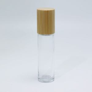 Botella de Vidrio Esmerilado para Aceites Esenciales de 5ml y 10ml, con Tapa Redonda de Bambú y Sellado Roll-on para Cremas, Agua, Perfumes, Sérums y Cuidado de la Piel - Product Image 1