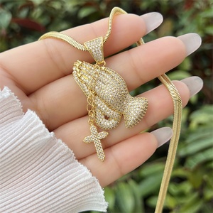 Collana Serie Religiosa Dio della Morte in Rame Placcato Oro 18K con Zirconio Elettroplaccato - Stile Classico Minimalista - Product Image 4