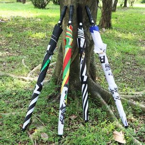 Cadeau personnalisé OEM ODM parapluie droit parasol à côtes solides umberalles grands parapluies de golf pour la pluie coupe-vent - Product Image 4
