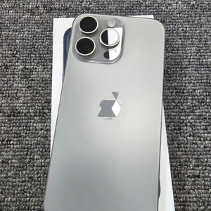 Smartphone 5G Originale Usato di Alta Qualità, Versione USA Sbloccata, <span class=keywords><strong>iPhone</strong></span> 15 <span class=keywords><strong>Pro</strong></span> <span class=keywords><strong>Max</strong></span> 256GB in Titanio Naturale - Product Image 5