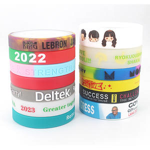 Pulseras de Silicona Impresas Personalizadas con Forma Geométrica, Decorativas, Resistentes a Desgarros, Promocionales - Product Image 1