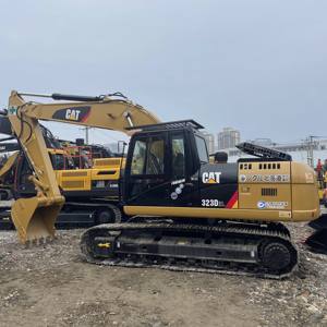 Excavadora Hidráulica de Orugas Caterpillar 323D2L Usada, 99% Nueva, Original, de Segunda Mano, a Bajo Precio, 23 Toneladas, Pesada, en Venta - Product Image 4