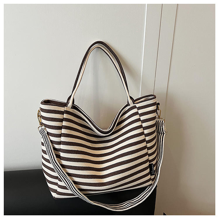 กาแฟสีน้ำตาล