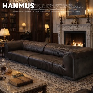 Canapé en cuir huilé style <span class=keywords><strong>Bauhaus</strong></span> droit, design métallique, style rétro 'Old Money', grand ensemble plat, haute densité, style luxe léger italien - Product Image 1