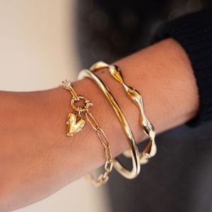 Bracelet en acier inoxydable plaqué or 18 carats en forme de cœur avec perle, style européen et américain, bijoux pour femmes, ne se décolore pas - Product Image 2