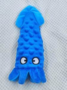 Wholesale Interactive Squeaky <b>Crinkle</b> Plush Dog Chew Toys Octopus Squid Shaped with Four Color Selection - Product Image 3