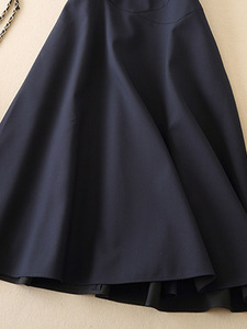 ชุดเดรสสีดำแขนกุดทรงเข้ารูปสุดหรูสำหรับฤดูร้อนใหม่ - Product Image 4