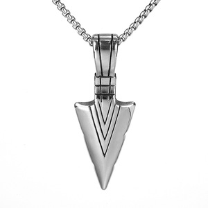 Collar con Colgante de Flecha, Acero Inoxidable, Geométrico, Unisex, Accesorio de Joyería de Moda - Product Image 1