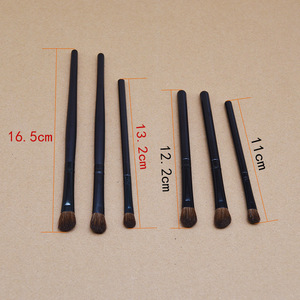 แปรงอายแชโดว์ขนม้า ด้ามสั้น ปลายเฉียง แปรงคอนทัวร์แต่งตา แปรงแต่งหน้าเดี่ยว ด้ามพลาสติก ผลิตจากเจ้อเจียง - Product Image 3