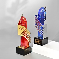Trophée en cristal bleu haut de gamme personnalisable – Célébrité de l'événement pour récompenses de réunions annuelles d'entreprise et autres souvenirs artisanaux en cristal