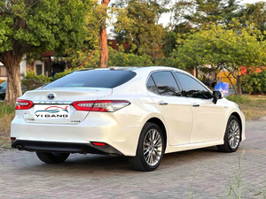 รถยนต์โตโยต้า แคมรี่ ปี 2019 รุ่นใหม่ เครื่องยนต์เบนซิน 2.0 HXS PLUS Edition รถมือสองสำหรับผู้ใหญ่ ทัชเคนต์ - Product Image 2