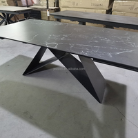 Ensembles de salle à manger, meubles de cuisine, table à manger rectangulaire moderne en marbre noir avec pieds noirs et ensemble de chaises pour 8 personnes