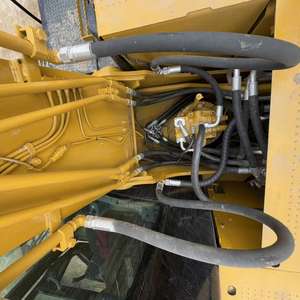 Excavatrice sur chenilles CAT 320E d'occasion |   Excavatrice hydraulique Caterpillar d'occasion de 20 tonnes pour la construction d'infrastructure - Product Image 2