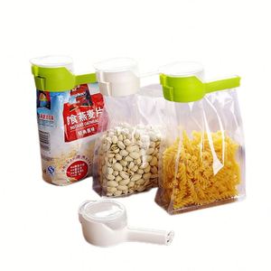 Clips selladores de plástico con tapas y boquillas vertedoras para bolsas de chips y almacenamiento de alimentos en la cocina - Product Image 4