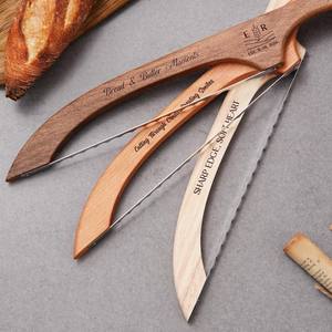 En stock Couteau trancheur à pain luxueux en acier au carbone Design à <span class=keywords><strong>arc</strong></span> dentelé Bois d'acacia avec sac de rangement pour usage domestique - Product Image 5