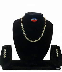 Ensemble collier et boucles d'oreilles élégants en acier inoxydable vintage pour femmes, bijoux étincelants pour mariages, fêtes, événements du soir - Product Image 3