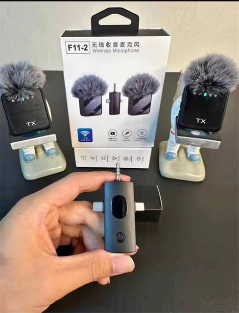 3 in 1 Wireless Lavalier Microphone Dual Mic Noise Reduction Mini Clip on for Phone Android Camera Interview Vlog