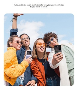 <span class=keywords><strong>Coque</strong></span> de protection magnétique givrée effet peau pour Samsung <span class=keywords><strong>Galaxy</strong></span> <span class=keywords><strong>Z</strong></span> <span class=keywords><strong>Flip</strong></span> 8, vente en gros usine - Product Image 3