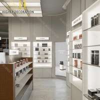 Étagères de pharmacie en bois de style minimaliste moderne européen et américain, design pour pharmacie, en vente, comptoir d'exposition pour dispensaire
