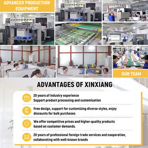 Bolsas de Regalo Navideñas con Asas de Papel Kraft Reciclable con Diseño Personalizado, Cierre de Hombro, Tradición de Besos, Embalaje Romántico para Regalos de Navidad - Product Image 6