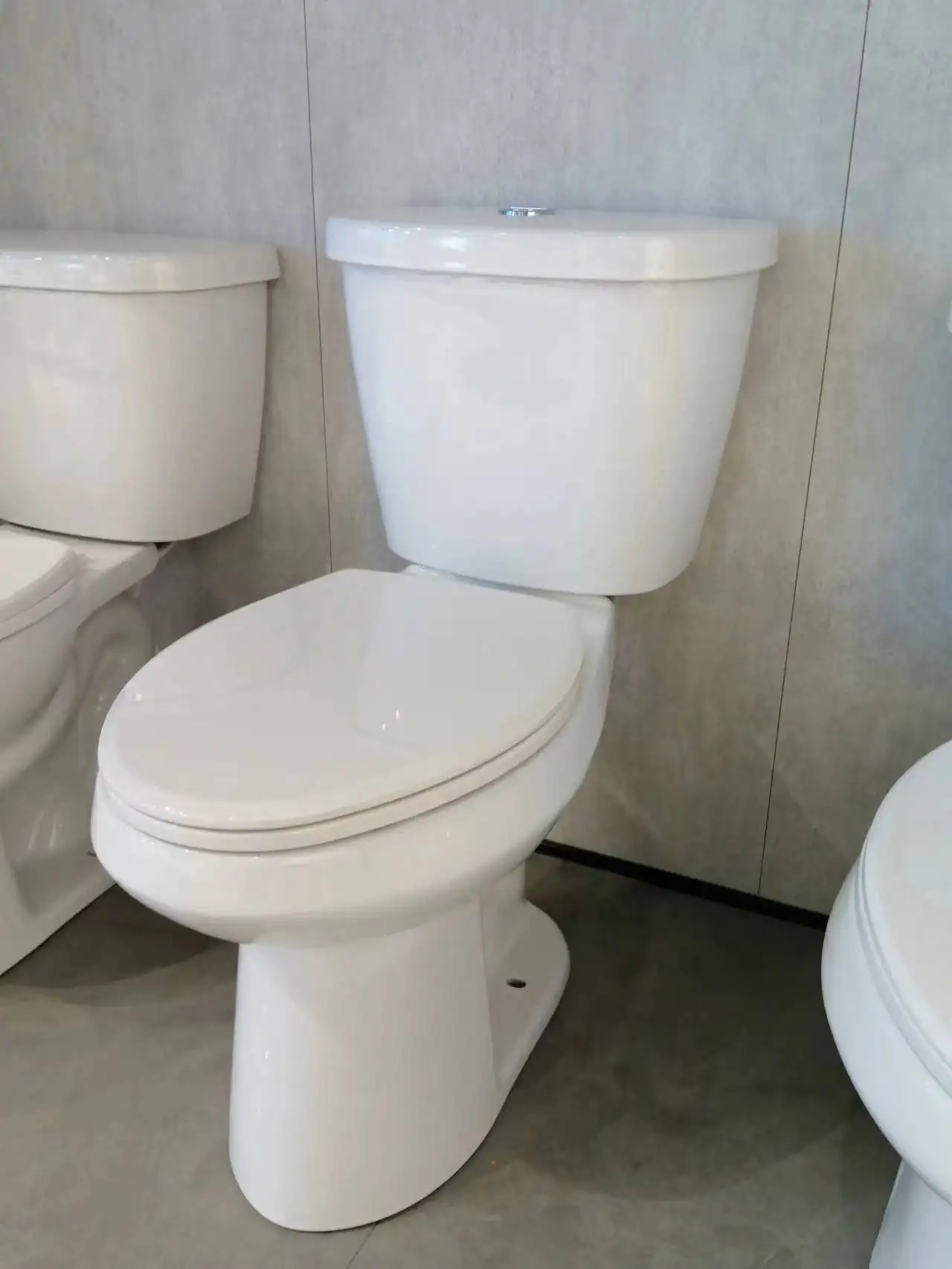 Bolina Fabriek Amerikaanse Standaard Cupc Hot Selling Badkamer Wc Toiletpot Dual Flush Floor Gemonteerd Tweedelig Toilet
