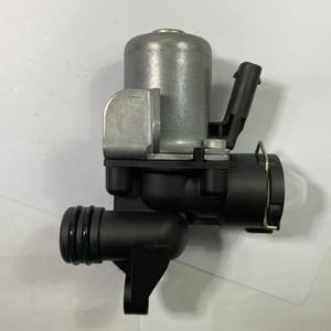 Válvula de Control de Agua del Calefactor para Mercedes-Benz W204 C300 W212 YT-E055, Tamaño de Puerto 3/4 Pulgadas, Agua a Temperatura Normal - Product Image 1