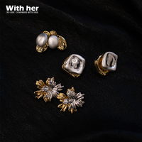 Boucles d'oreilles clous classiques sculptées ovales à deux couches Withher, en laiton plaqué or blanc, hypoallergéniques, bijoux minimalistes pour femmes, vente en gros
