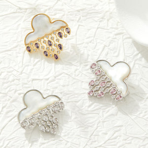 Seashell Clouds Brooch Zinc Alloy Claw Setting Women's Fashion Party Jewelry - Product Image 1
