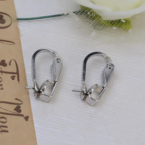 Boucles d'oreilles à clip en argent S925 pour femmes, clip d'oreille sans douleur avec un design simple et des accessoires en incrustation de perles, accessoires de mode - Product Image 4