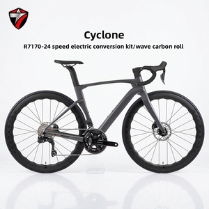 Vélo de route en carbone Tornado CYCLONE 3e génération avec groupe électronique R7170 et roues en carbone de 50 mm |   Course en ville et entraînement - Product Image 1