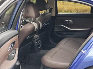 Voiture d'<span class=keywords><strong>occasion</strong></span> très demandée : BMW Série 3 325Li M Sport Package 2021, berline d'<span class=keywords><strong>occasion</strong></span>, conduite à gauche, automatique, luxe, 184 ch, excellent état - Product Image 4