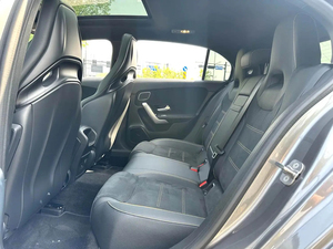 Voiture d'occasion 2023 Mercedes-<span class=keywords><strong>AMG</strong></span> <span class=keywords><strong>A</strong></span> <span class=keywords><strong>45</strong></span> <span class=keywords><strong>4MATIC</strong></span>+ Hatchback d'occasion LHD Essence 387ch 4.0s 0-100 8DCT AWD Performance Flagship - Product Image 5