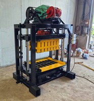 Machine à fabriquer des blocs de ciment QT4-40, machine à briques de pavage solides, manuelle et mobile, vente directe d'usine pour petites entreprises, fourniture de matériaux de construction