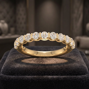 Anillo de compromiso y boda de media eternidad con diamante cultivado en laboratorio de corte redondo en oro de 10K/14K/18K y plata 925/935 con baño de rodio - Product Image 1