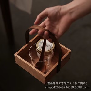 ตะกร้าเก็บของไม้เชอร์รี่ทรงสี่เหลี่ยมพร้อมหูจับสำหรับใช้บนโต๊ะในบ้าน - Product Image 2