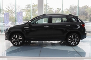 <span class=keywords><strong>Skoda</strong></span> <span class=keywords><strong>Karoq</strong></span> 280TSI Luxury Enjoy 2025 |   SUV Familiar Compacto de Fabricación Alemana - Product Image 5