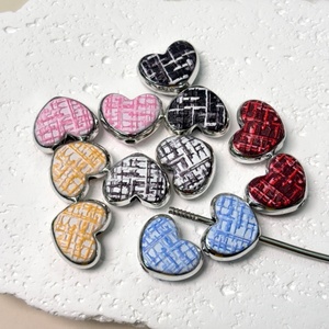 <span class=keywords><strong>Cadena</strong></span> para Llavero de Teléfono con Cuentas de Corazón Plateadas y Diseño a Cuadros Coloridos, <span class=keywords><strong>Cadena</strong></span> para Bolso, Joyería Hecha a Mano, Cuentas para Colgante - Product Image 1