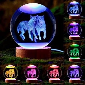 Nueva Lámpara de Noche con Bola de Cristal 2024, Adorno Luminoso con Base de Resina, Adorno Artesanal de Vidrio, Tallado Interno en 3D, Regalo de Cumpleaños - Product Image 4