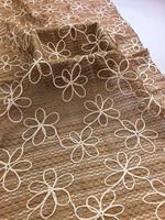 Tissu en dentelle ajourée en maille souple 100 % polyester léger brodé à la machine, directement de l'usine, pour vêtements féminins, robes et tenues de cérémonie