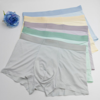 Herenshorts van hoogwaardig elastisch, ademend, naadloos, snel drogend, comfortabel, klassiek model, op maat gemaakte taille, spandex gebreid, groothandel.