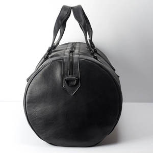 Bolsa Deportiva Moderna de Alta Calidad con Cierre de Cremallera, Transpirable, de Secado Rápido, Personalizable para Viajes, Actividades al Aire Libre y Escapadas de Fin de Semana - Product Image 3