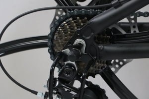 Bicicleta de Montaña Plegable de 26'' con Ruedas de Aleación de Magnesio en Blanco y Negro, Diferentes Colores Disponibles, 12 Velocidades - Product Image 6